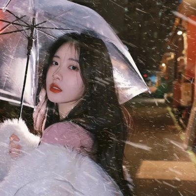 50英尺高的女人